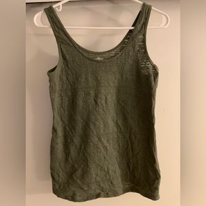 Green tribal print textured tank top